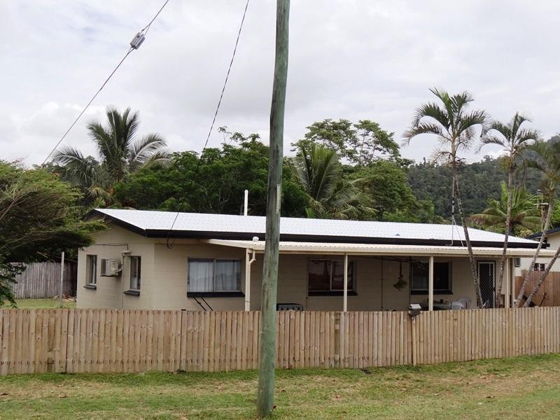 1 Esplanade Flying Fish Point, QLD, 4860, Flying Fish Point QLD 4860
