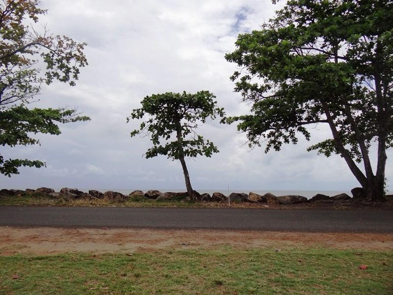 1 Esplanade Flying Fish Point, QLD, 4860, Flying Fish Point QLD 4860