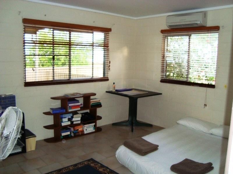 1 Esplanade Flying Fish Point, QLD, 4860, Flying Fish Point QLD 4860