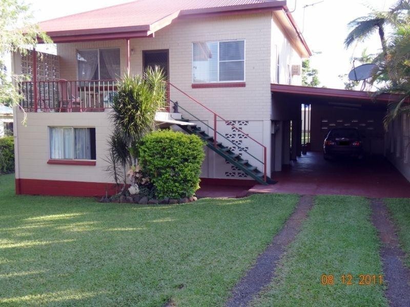 21 Middle Av Road, South Johnstone QLD 4859