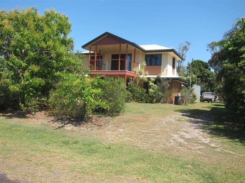 Cowley Beach QLD 4871