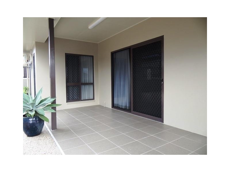 2/45  Moriarty Street, Goondi Hill QLD 4860