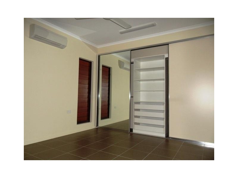 2/45  Moriarty Street, Goondi Hill QLD 4860