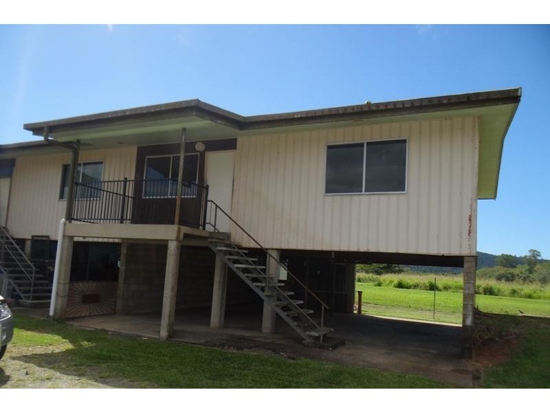 2/68 Howe Street, Webb QLD 4860