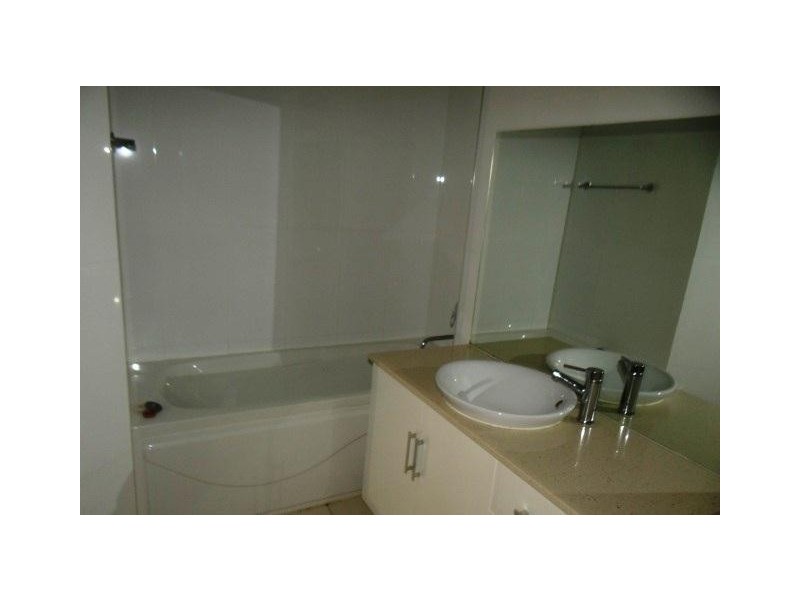 2/30 FITZGERALD Esplanade, Innisfail QLD 4860