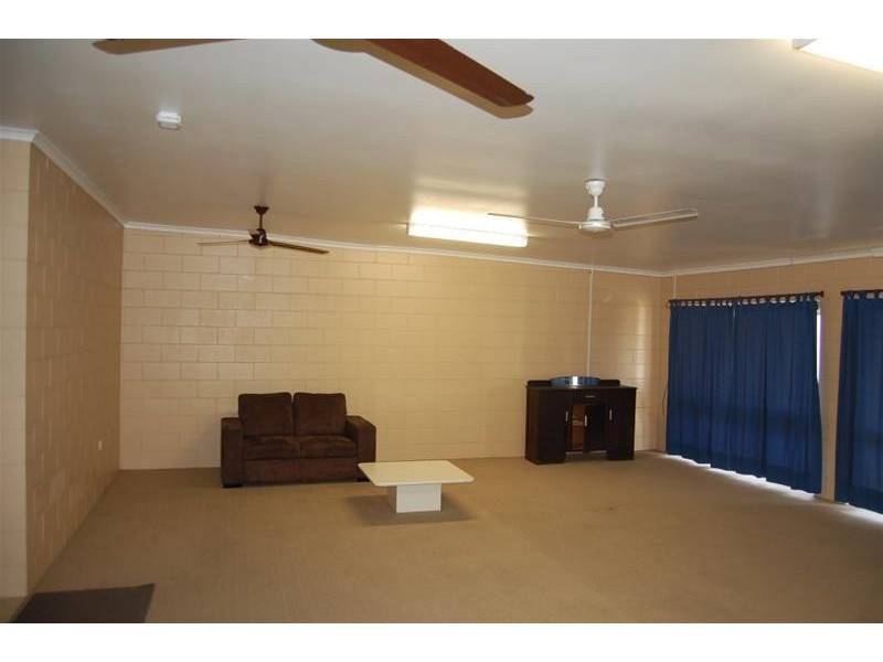 1/156 Edith Street, Innisfail QLD 4860