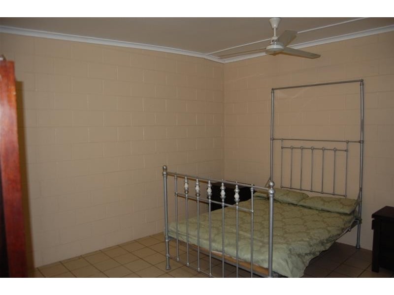 1/156 Edith Street, Innisfail QLD 4860