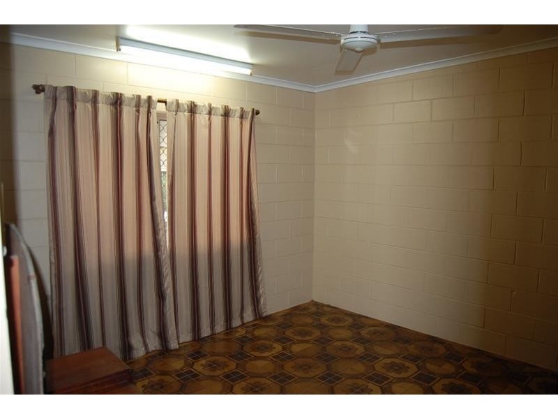 1/156 Edith Street, Innisfail QLD 4860