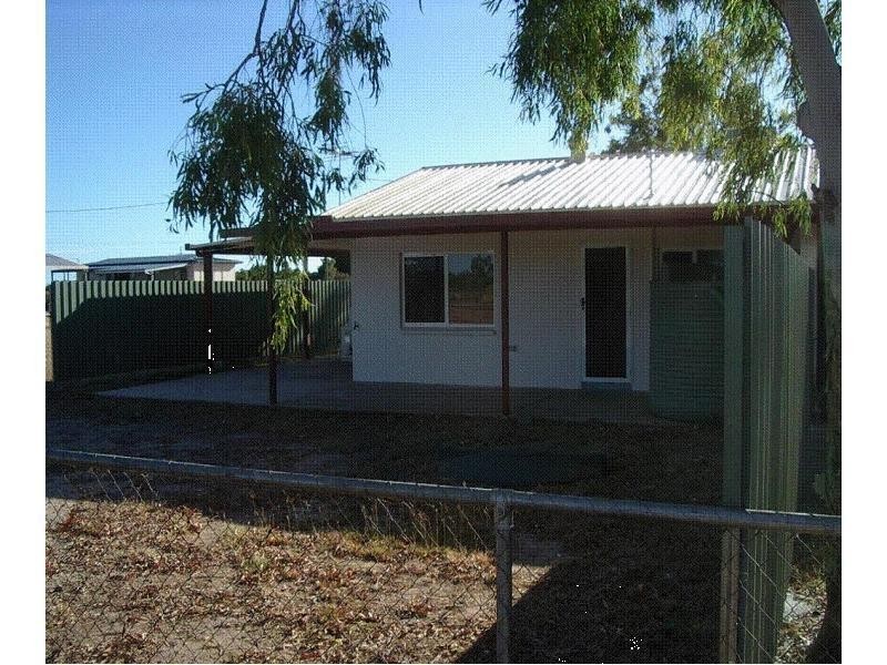 8 Lynch Close, Karumba QLD 4891