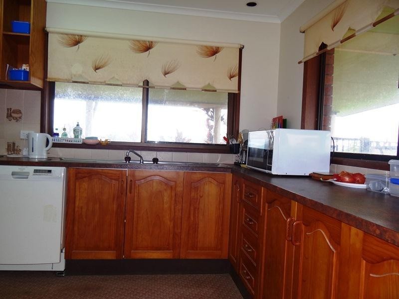 6 OLGA Close, Pin Gin Hill QLD 4860