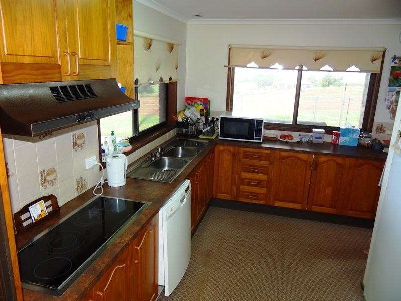 6 OLGA Close, Pin Gin Hill QLD 4860