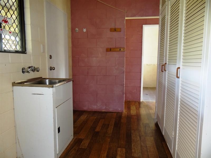 4  GRECH Close, Wangan QLD 4871