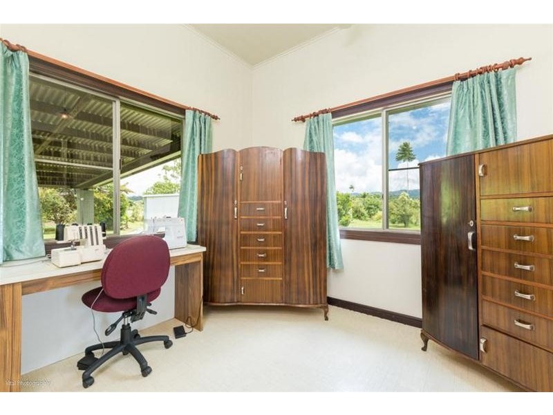 4 Branch Road, Silkwood QLD 4856