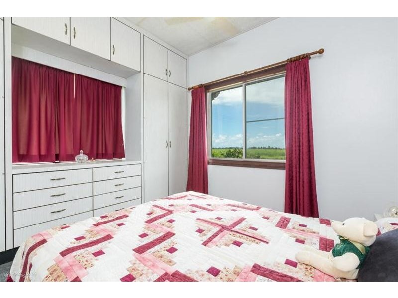 4 Branch Road, Silkwood QLD 4856