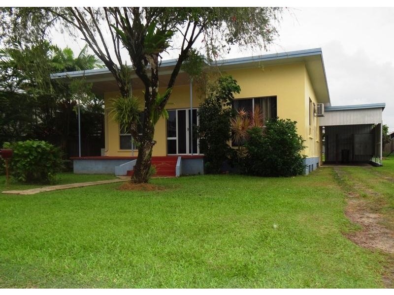 28 Riley Street, South Innisfail QLD 4860