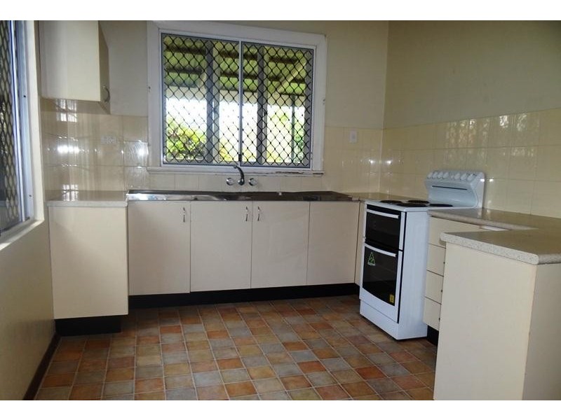 28 Riley Street, South Innisfail QLD 4860