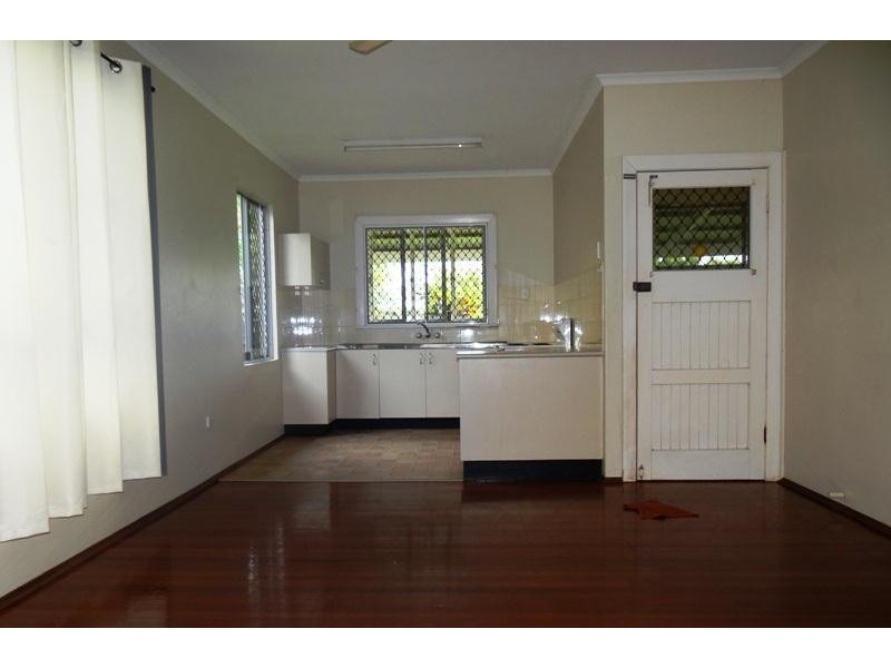 28 Riley Street, South Innisfail QLD 4860