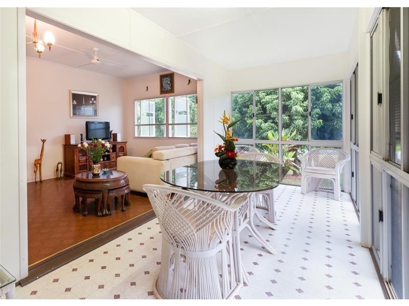 394 Palmerston Highway, Stoters Hill QLD 4860