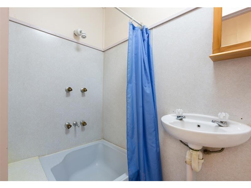 394 Palmerston Highway, Stoters Hill QLD 4860