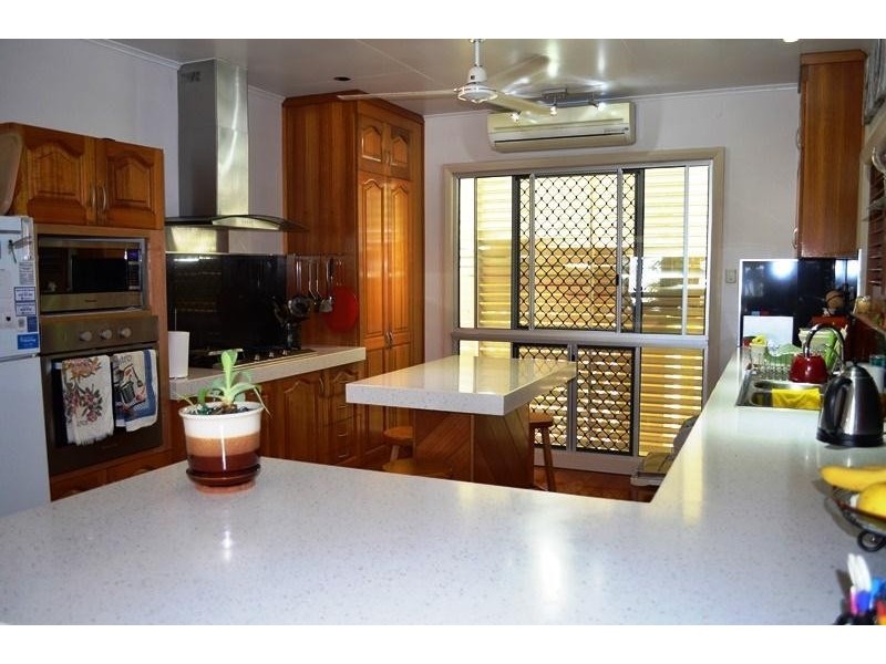 26 Feldt Street, Flying Fish Point QLD 4860