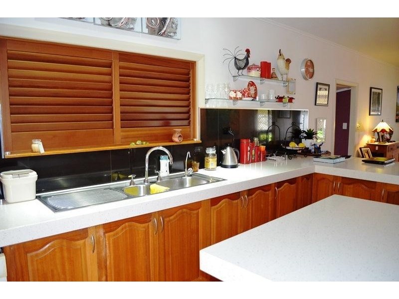 26 Feldt Street, Flying Fish Point QLD 4860