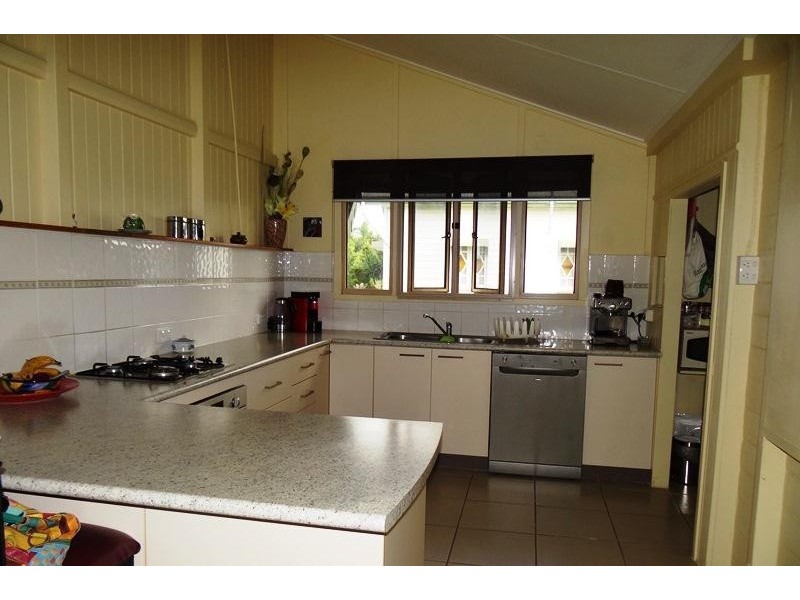 East Innisfail QLD 4860