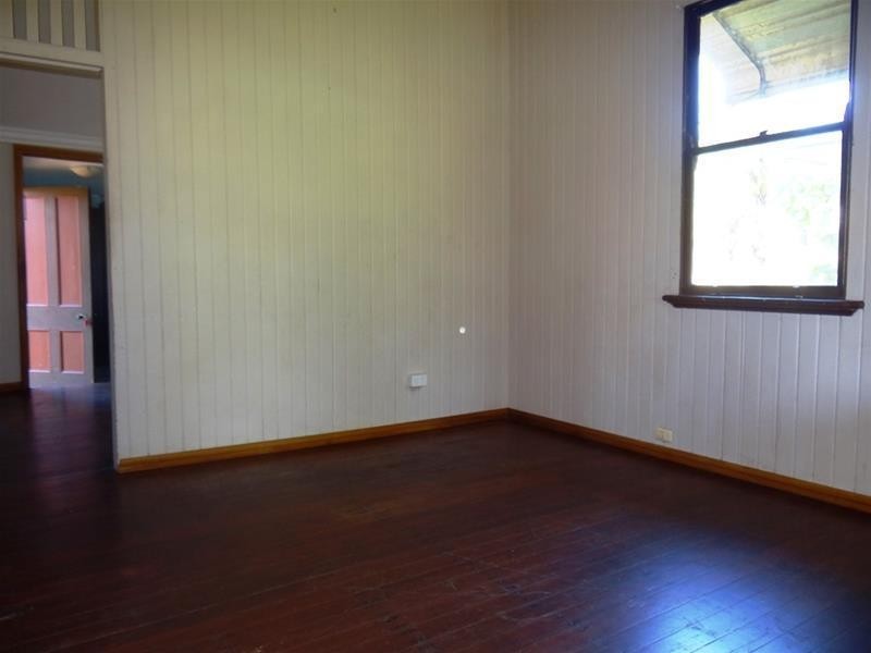 11 Coronation Road, East Innisfail QLD 4860