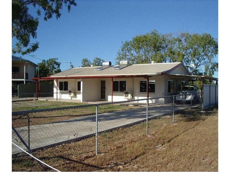 8 Lynch Close, Cairns QLD 4870