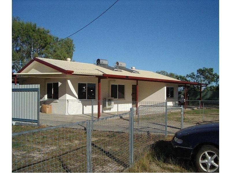 8 Lynch Close, Cairns QLD 4870