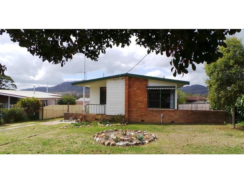 9  Frances Street, Gloucester NSW 2422