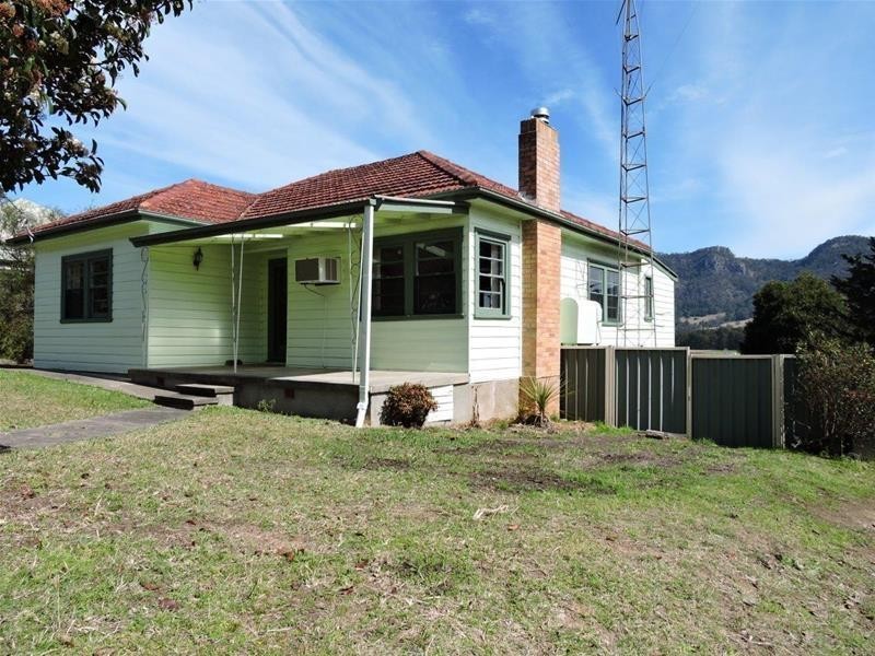 69  Barrington Street, Gloucester NSW 2422