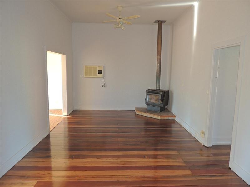 6 Cowper Street, Gloucester NSW 2422