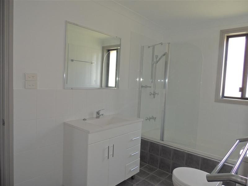 24 Carter Crescent, Gloucester NSW 2422