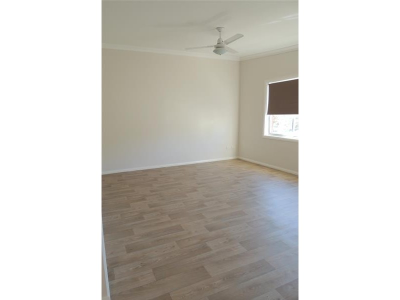 2/41 King Street, Gloucester NSW 2422