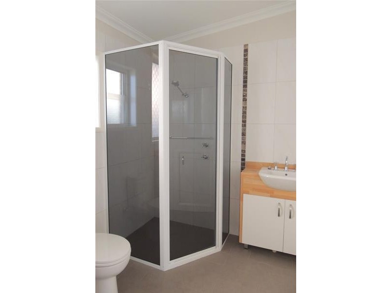 2/41 King Street, Gloucester NSW 2422