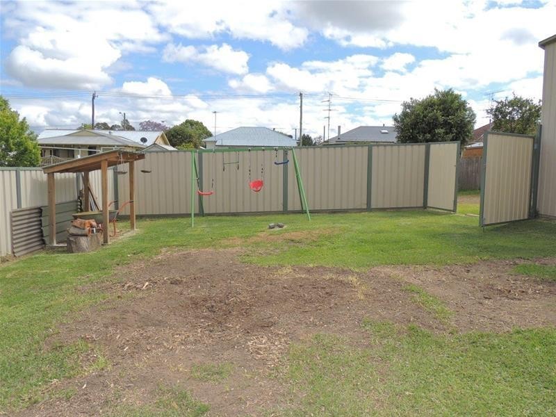 16 Hay Street, Gloucester NSW 2422