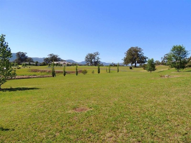 Lot 1/14 Neotsfield Avenue, Gloucester NSW 2422