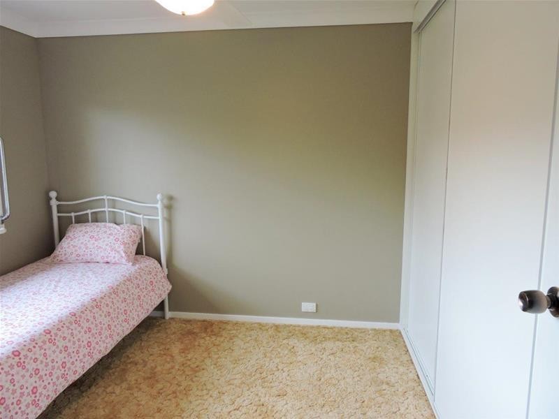 27 Ravenshaw Street, Gloucester NSW 2422