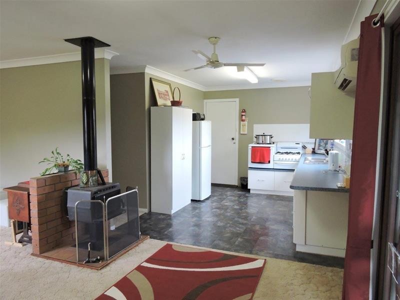 27 Ravenshaw Street, Gloucester NSW 2422