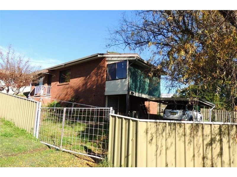 27 Ravenshaw Street, Gloucester NSW 2422