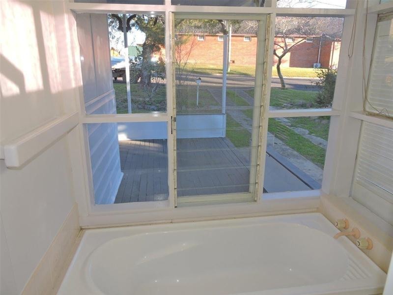 6 Cowper Street, Gloucester NSW 2422