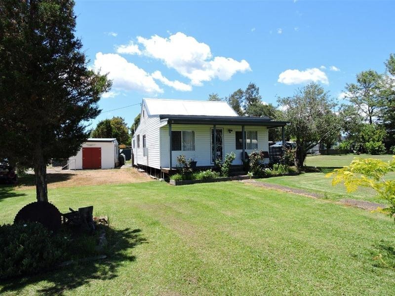 25 Bridge Street, Gloucester NSW 2422