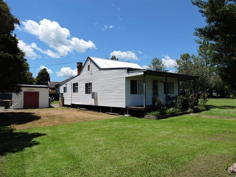 25 Bridge Street, Gloucester NSW 2422