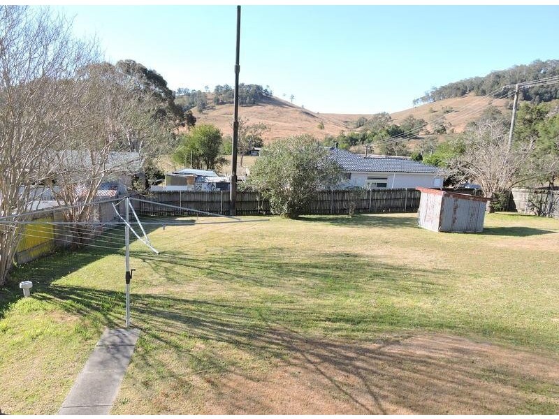 30  Manning Street, Gloucester NSW 2422