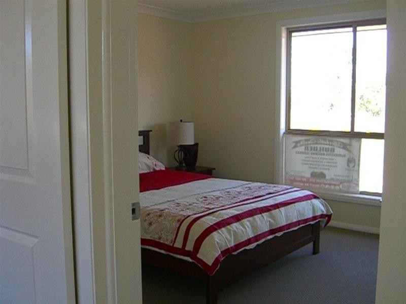 2/44 Carter Crescent, Gloucester NSW 2422