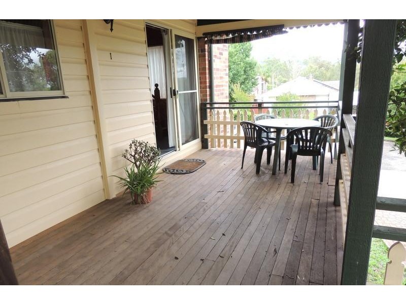 1/2 Church Street, Gloucester NSW 2422