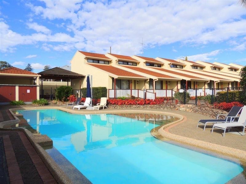 6/40-42 Hume Street, Gloucester NSW 2422