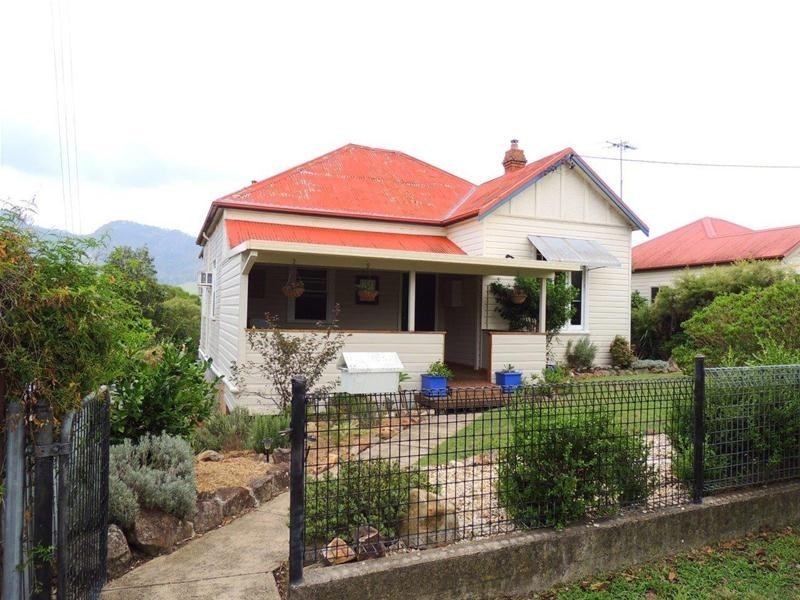 57  Barrington Street, Gloucester NSW 2422
