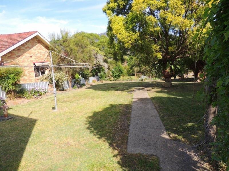 57  Barrington Street, Gloucester NSW 2422