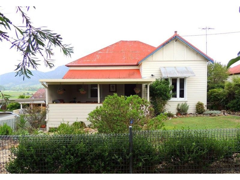 57  Barrington Street, Gloucester NSW 2422